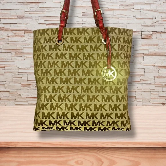Michael Kors Jet Set North South Monogram Tote Bag in Beige Mocha $198 MSRP